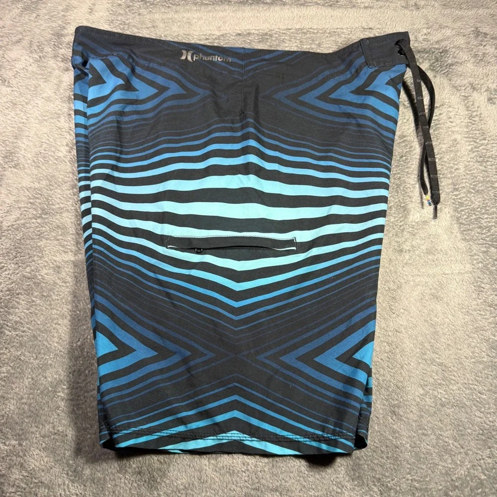 Hurley Phantom Mens Board Shorts Sz 38 Blue Black Geometric Chevron‎ Swim Trunks